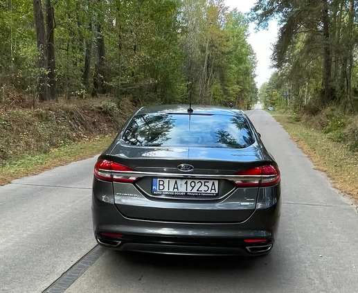 Ford Fusion cena 68900 przebieg: 121294, rok produkcji 2017 z Płock małe 121
